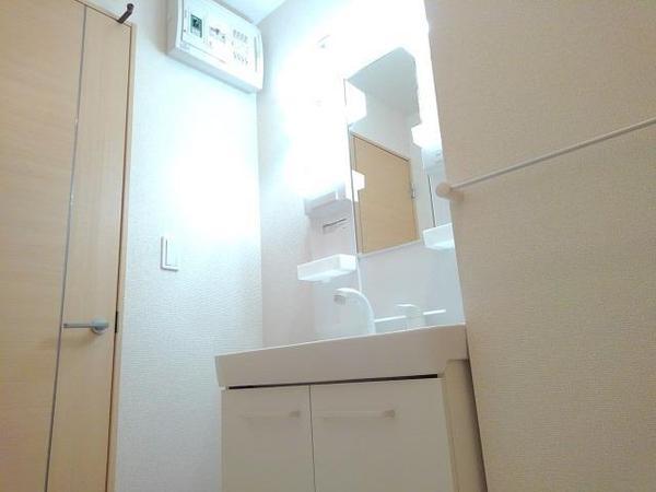 甲府市蓬沢１丁目のアパート