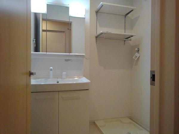 甲府市堀之内町のアパート