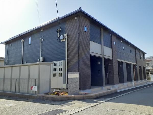 甲府市屋形３丁目のアパート