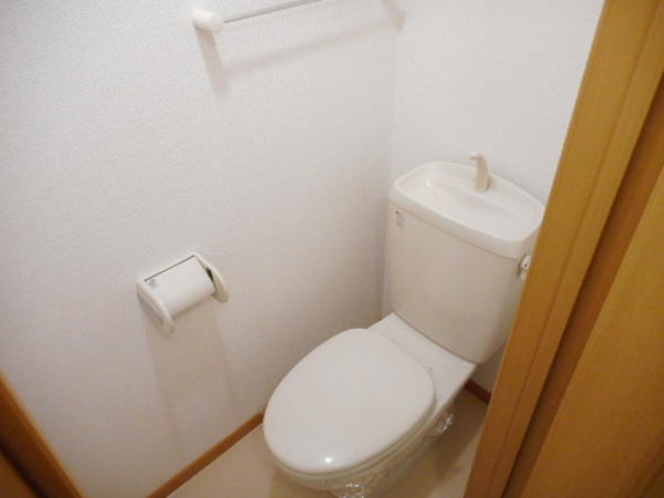 南アルプス市六科のアパート