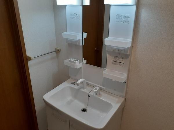 甲府市大里町のアパート