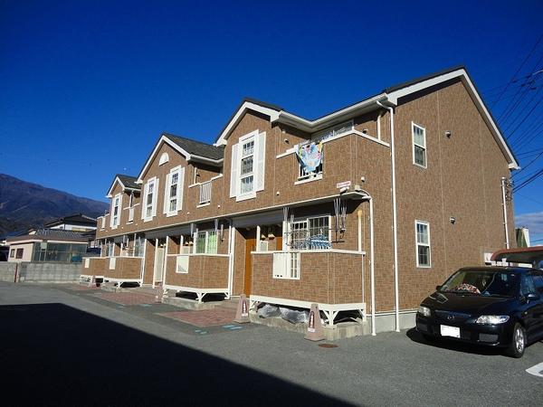 南巨摩郡富士川町最勝寺のアパート