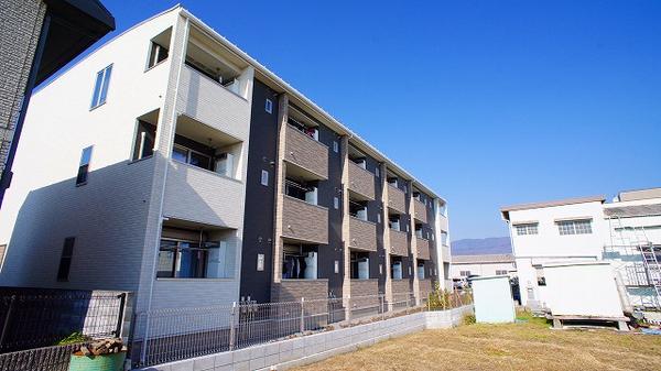 甲府市上町のアパート