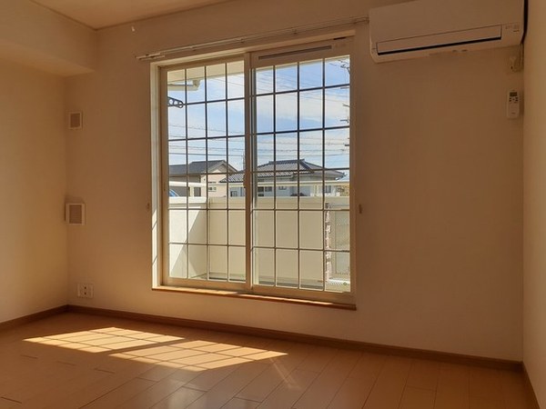 南アルプス市野牛島のアパート