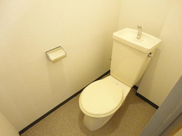 中巨摩郡昭和町紙漉阿原のアパート