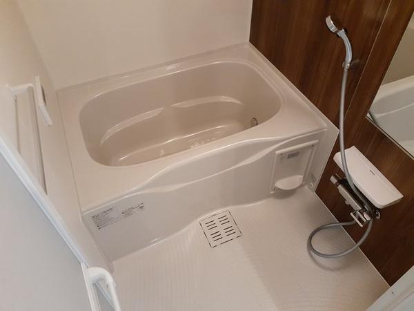 甲府市古府中町のアパート