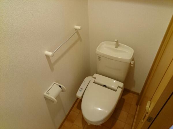 甲府市東下条町のアパート