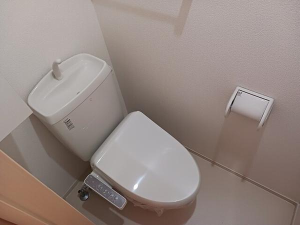 山梨市正徳寺のアパート