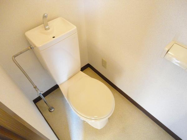 南アルプス市桃園のアパート