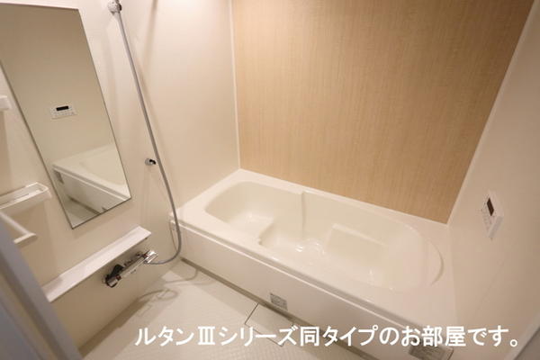 甲斐市島上条のアパート