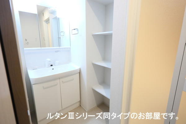 甲斐市島上条のアパート