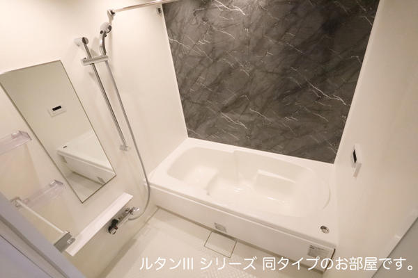 甲斐市島上条のアパート