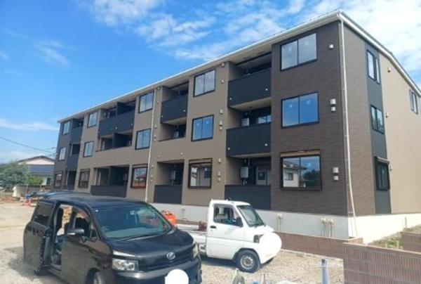 甲斐市島上条のアパート