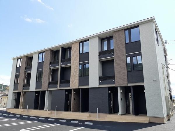 甲府市山宮町のアパート