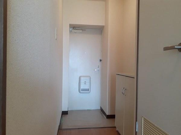 中央市布施のアパート