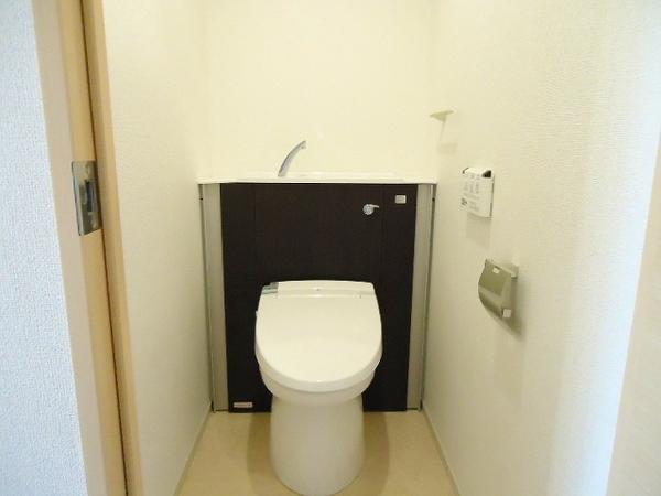 中巨摩郡昭和町河西のマンション