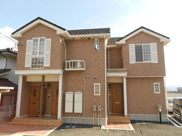 笛吹市春日居町桑戸のアパート