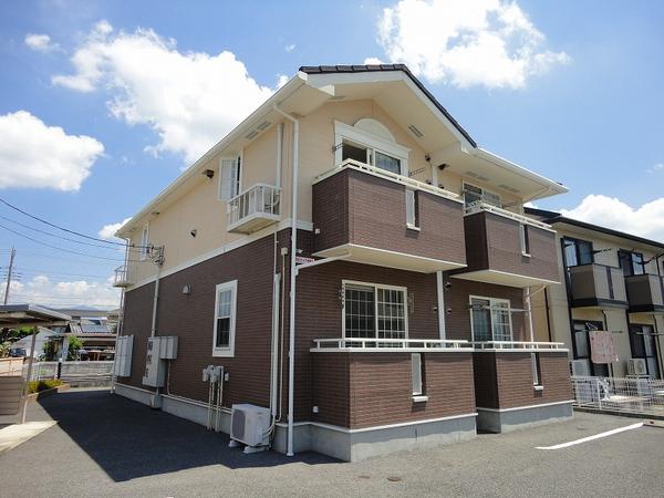 甲斐市富竹新田のアパート