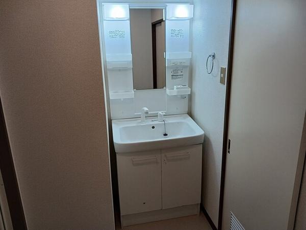 甲府市住吉５丁目のマンション