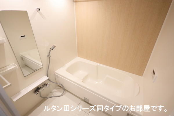 甲斐市島上条のアパート