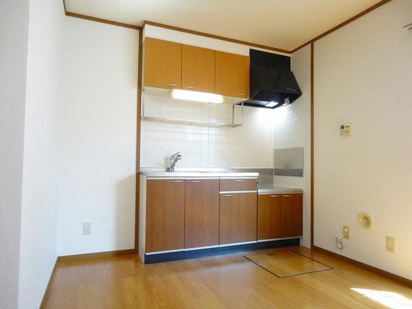 中巨摩郡昭和町清水新居のアパート