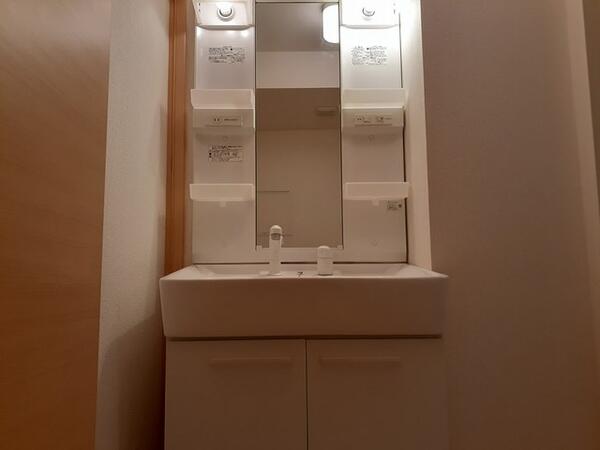 甲斐市篠原のアパート