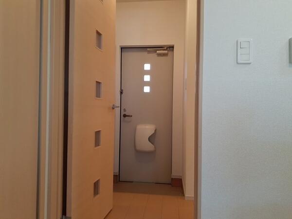 中巨摩郡昭和町上河東のアパート