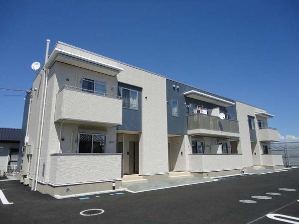 南アルプス市西野のアパート
