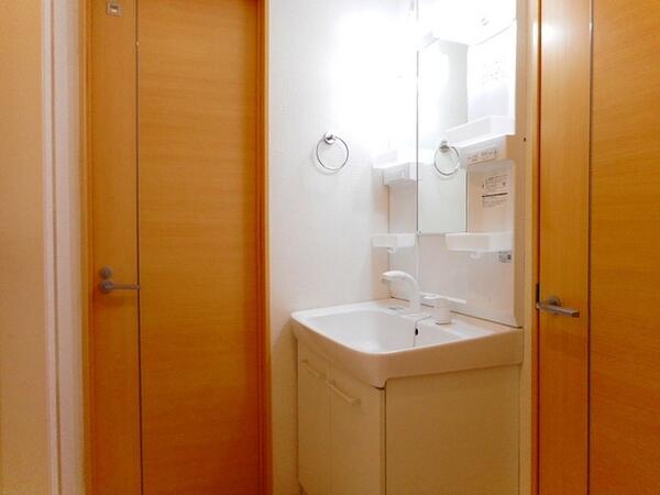 甲府市富竹３丁目のアパート