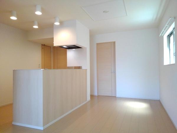 甲府市朝気３丁目のアパート