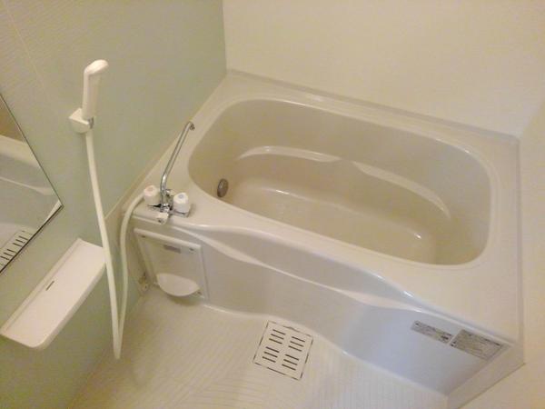 甲府市朝気３丁目のアパート