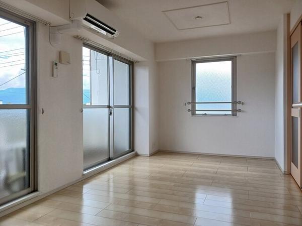 中巨摩郡昭和町河西のマンション