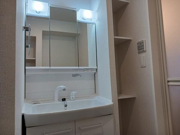 甲斐市富竹新田のアパート