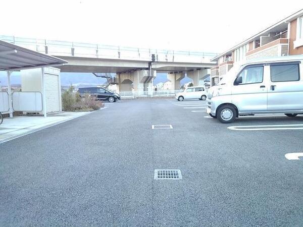 南アルプス市寺部のアパート