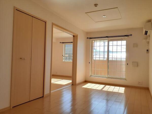 笛吹市石和町井戸のアパート
