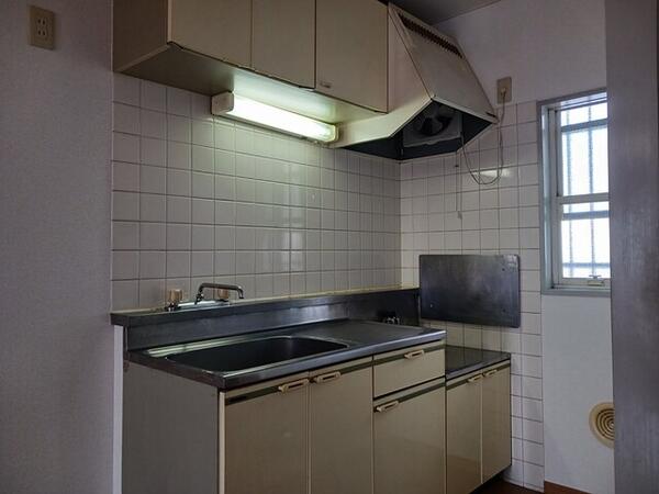 中巨摩郡昭和町紙漉阿原のアパート