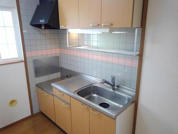 甲府市青葉町のアパート