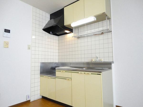 甲府市国母８丁目のアパート