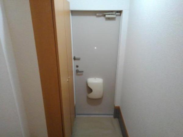 甲府市徳行５丁目のアパート