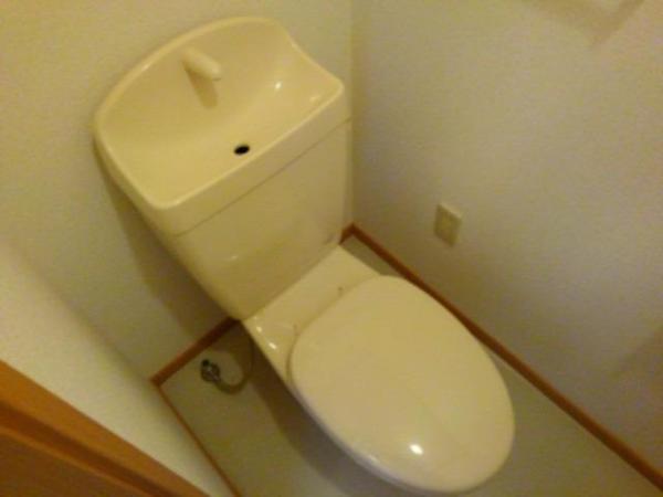 甲府市徳行５丁目のアパート