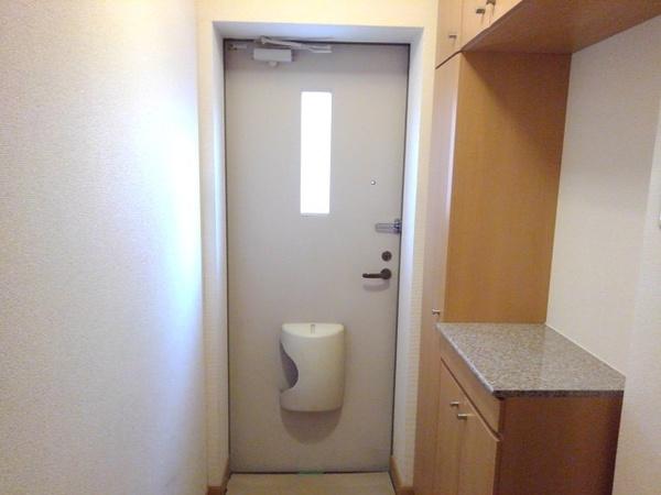 甲府市大津町のアパート