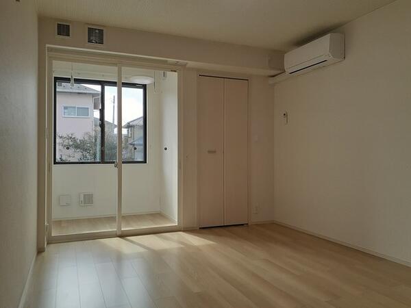 甲府市屋形３丁目のアパート