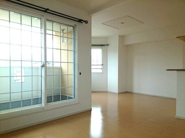 甲斐市篠原のアパート