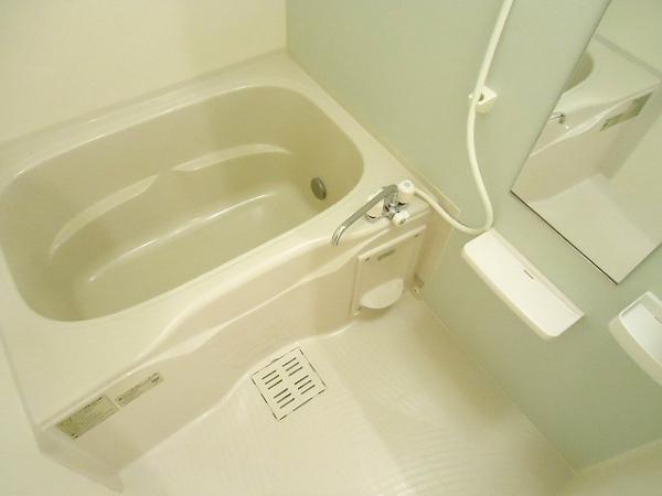 甲府市堀之内町のアパート