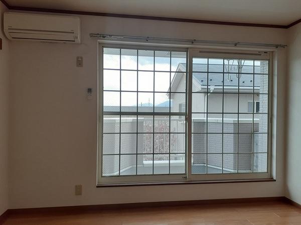 甲斐市中下条のアパート