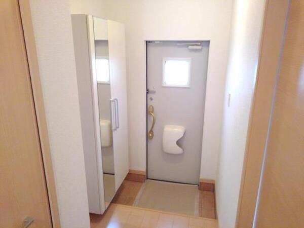 笛吹市石和町井戸のアパート