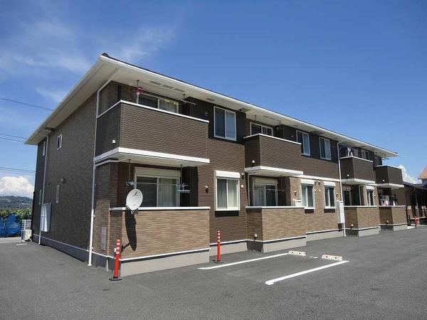南巨摩郡富士川町小林のアパート