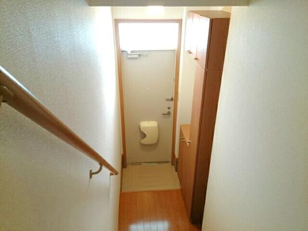 南アルプス市西野のアパート