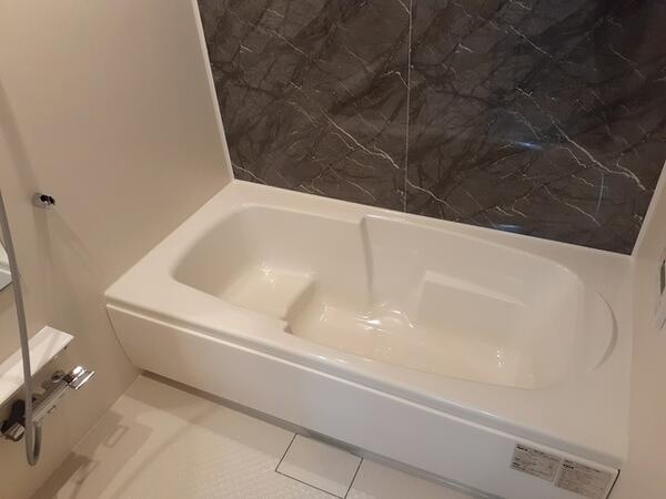 南アルプス市鏡中條のアパート