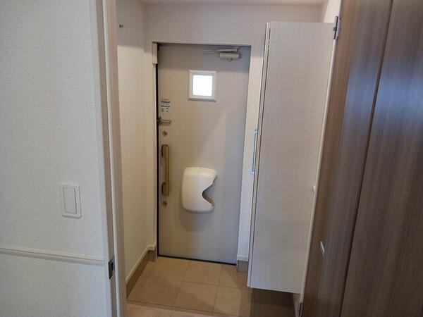 甲府市国母８丁目のアパート